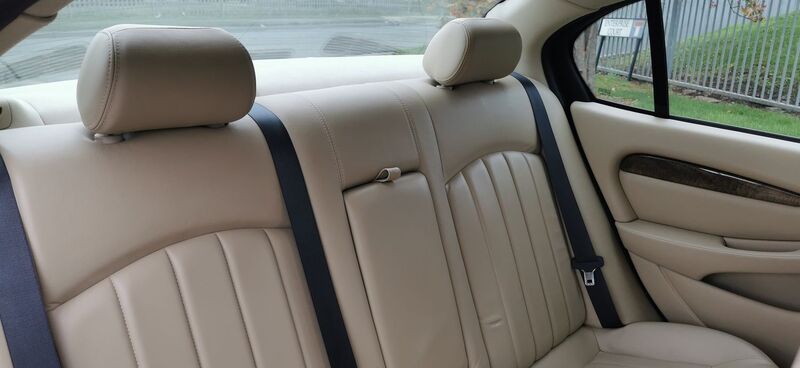 JAGUAR X-TYPE 2.5 V6 SE AWD 4dr 2004