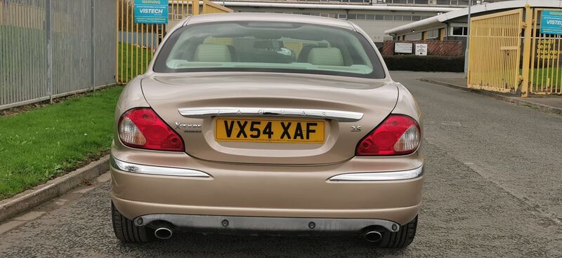JAGUAR X-TYPE 2.5 V6 SE AWD 4dr 2004
