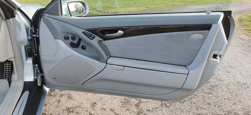MERCEDES-BENZ SL GS03 Lorinser Number 05 Of 50 2004