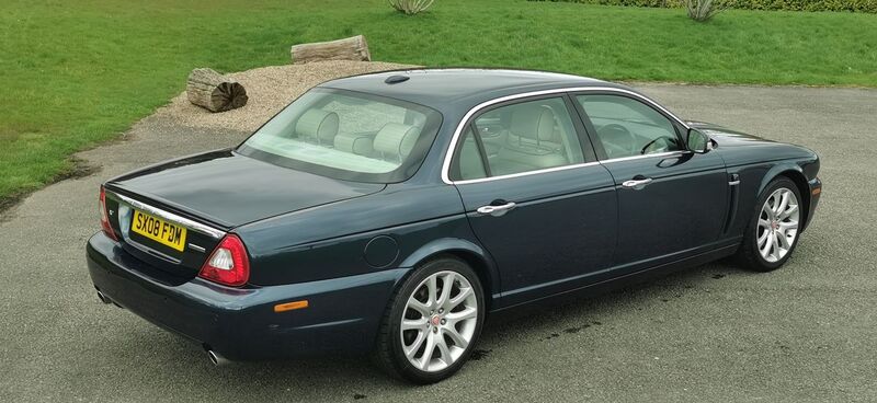 JAGUAR XJ 2.7 TD Sovereign LWB Saloon 4dr 2008