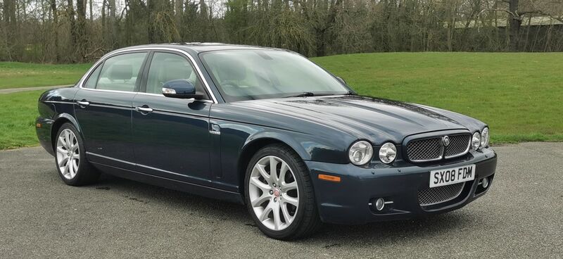 JAGUAR XJ 2.7 TD Sovereign LWB Saloon 4dr 2008