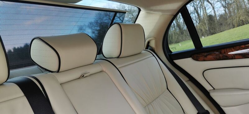 JAGUAR XJ 4.2 XJ8 Sovereign LWB Saloon 4dr 2006