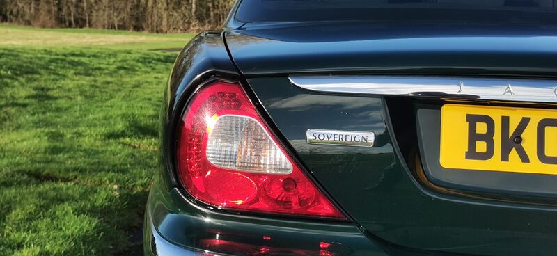 JAGUAR XJ 4.2 XJ8 Sovereign LWB Saloon 4dr 2006