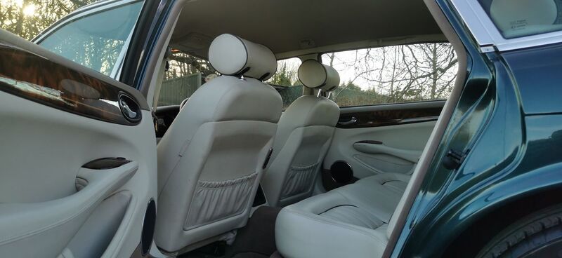 JAGUAR XJ XJ8 LWB 3.2 2002