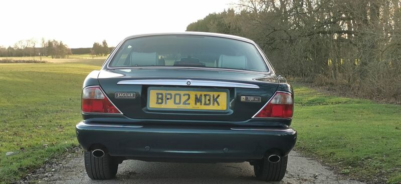 JAGUAR XJ XJ8 LWB 3.2 2002