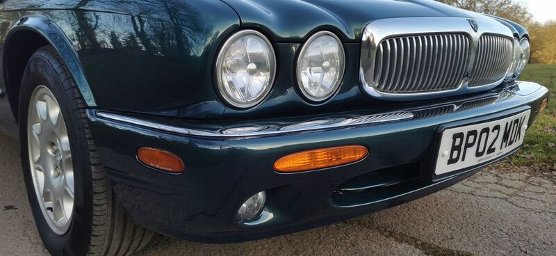 JAGUAR XJ XJ8 LWB 3.2 2002