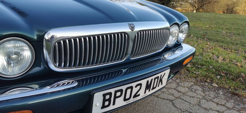 JAGUAR XJ XJ8 LWB 3.2 2002