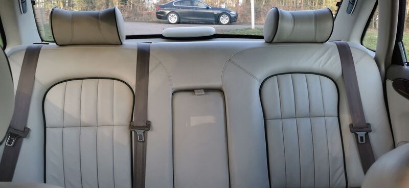 JAGUAR XJ XJ8 LWB 3.2 2002