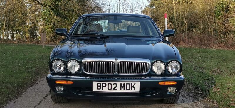 JAGUAR XJ XJ8 LWB 3.2 2002