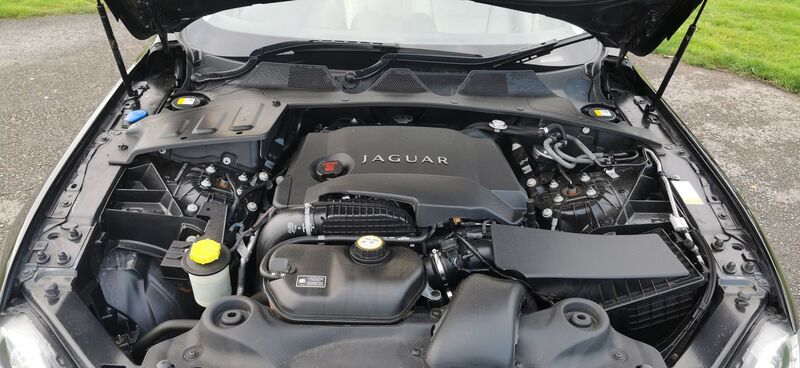 JAGUAR XJ 3.0d V6 Portfolio Auto Euro 5 4dr 2012