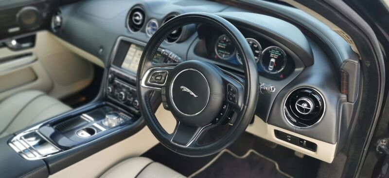 JAGUAR XJ 3.0d V6 Portfolio Auto Euro 5 4dr 2012