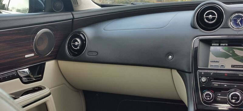 JAGUAR XJ 3.0d V6 Portfolio Auto Euro 5 4dr 2012