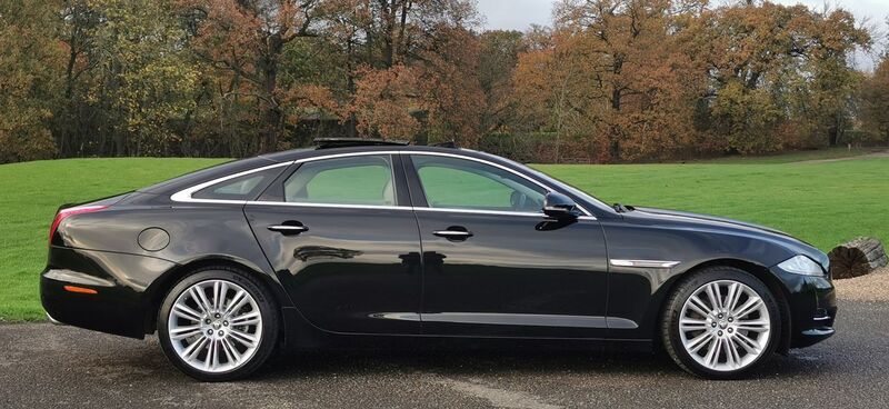 JAGUAR XJ 3.0d V6 Portfolio Auto Euro 5 4dr 2012
