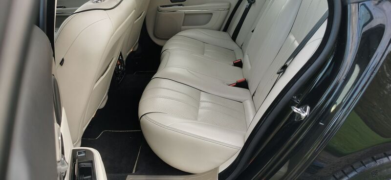 JAGUAR XJ 3.0d V6 Portfolio Auto Euro 5 4dr 2012