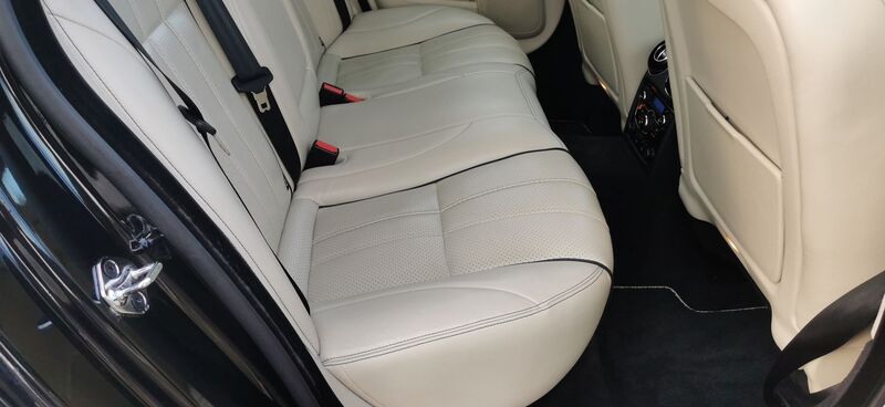 JAGUAR XJ 3.0d V6 Portfolio Auto Euro 5 4dr 2012