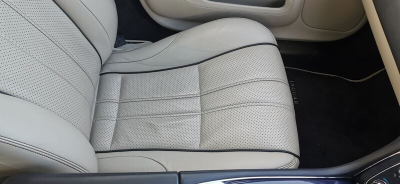 JAGUAR XJ 3.0d V6 Portfolio Auto Euro 5 4dr 2012