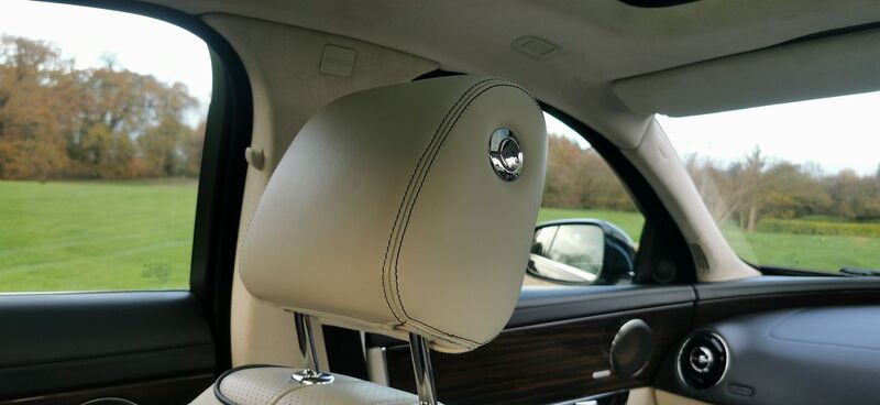 JAGUAR XJ 3.0d V6 Portfolio Auto Euro 5 4dr 2012