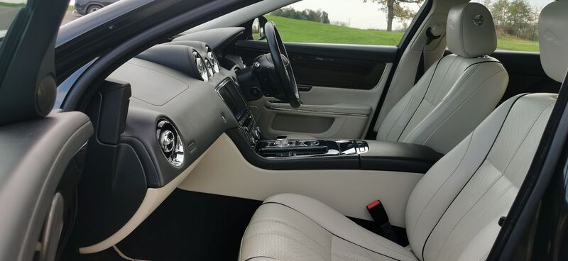 JAGUAR XJ 3.0d V6 Portfolio Auto Euro 5 4dr 2012