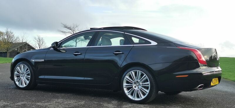 JAGUAR XJ 3.0d V6 Portfolio Auto Euro 5 4dr 2012