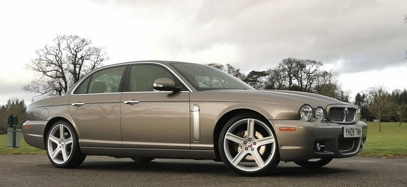 JAGUAR XJ 2.7 TDVi Sovereign 4dr 2009