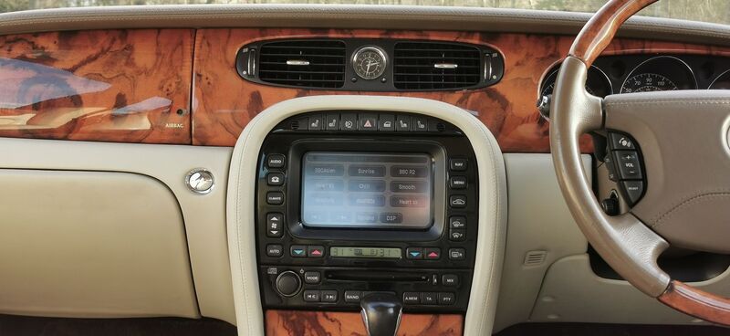 JAGUAR XJ 2.7 TDVi Sovereign 4dr 2009