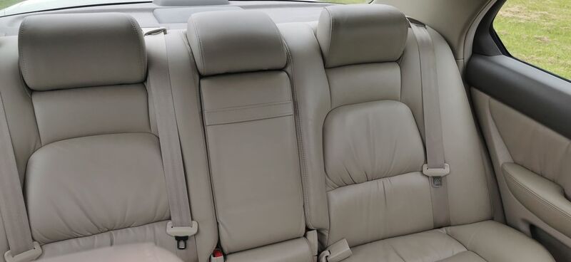 LEXUS LS 400 4.0 4dr Saloon 1998