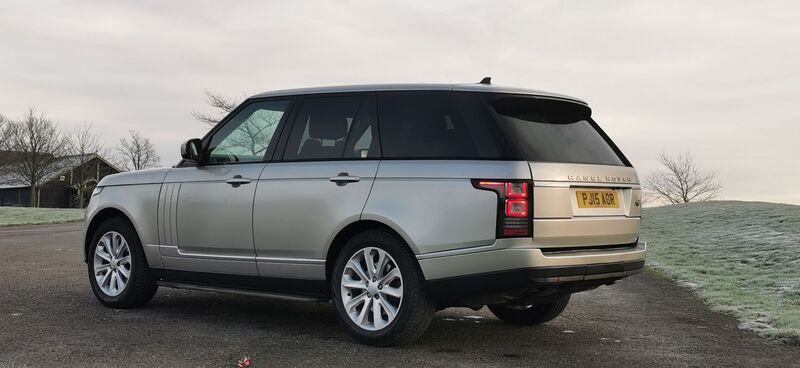 LAND ROVER RANGE ROVER 3.0 TD V6 Vogue Auto 4WD Euro 5 ss 5dr 2015