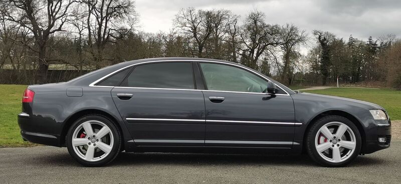 AUDI A8 4.2 TDI SE quattro 4dr LWB 2009