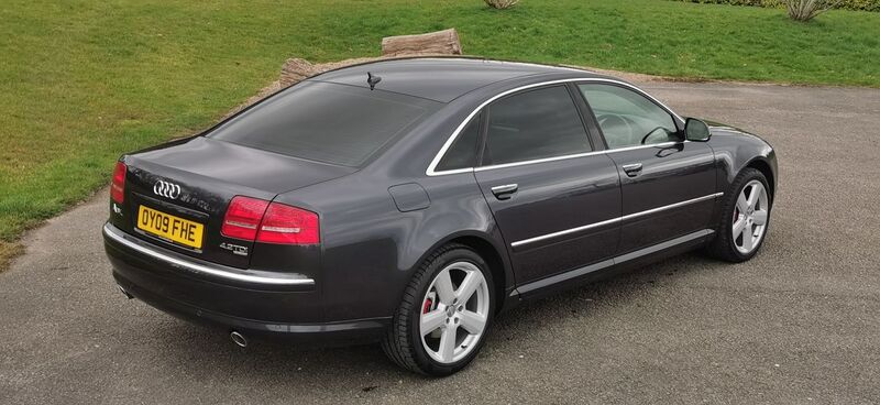 AUDI A8 4.2 TDI SE quattro 4dr LWB 2009