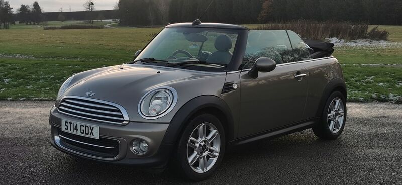 MINI CONVERTIBLE 1.6 Cooper Euro 6 ss 2dr 2014