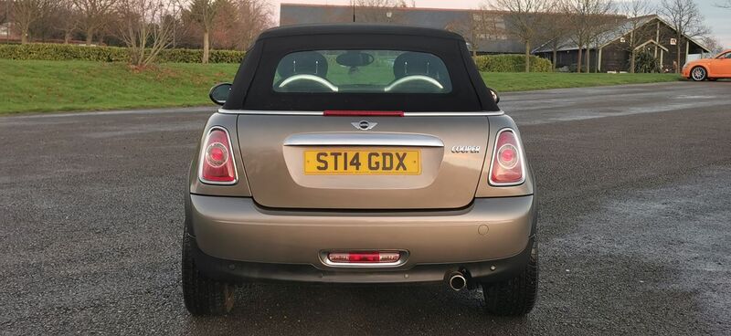 MINI CONVERTIBLE 1.6 Cooper Euro 6 ss 2dr 2014