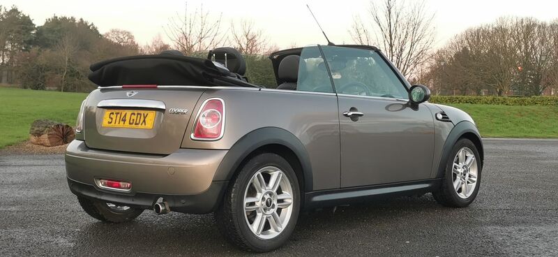 MINI CONVERTIBLE 1.6 Cooper Euro 6 ss 2dr 2014