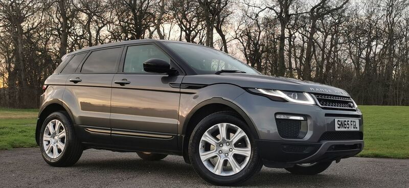 LAND ROVER RANGE ROVER EVOQUE 2.0 TD4 SE Tech Auto 4WD Euro 6 ss 5dr 2015