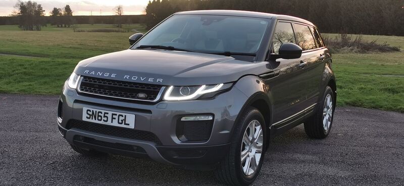 LAND ROVER RANGE ROVER EVOQUE 2.0 TD4 SE Tech Auto 4WD Euro 6 ss 5dr 2015