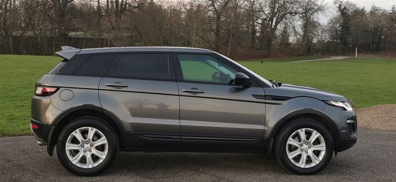 LAND ROVER RANGE ROVER EVOQUE 2.0 TD4 SE Tech Auto 4WD Euro 6 ss 5dr 2015