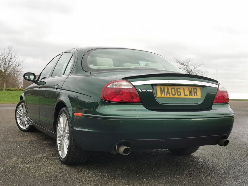 JAGUAR S-TYPE 2.7D V6 Sport 4dr 2006