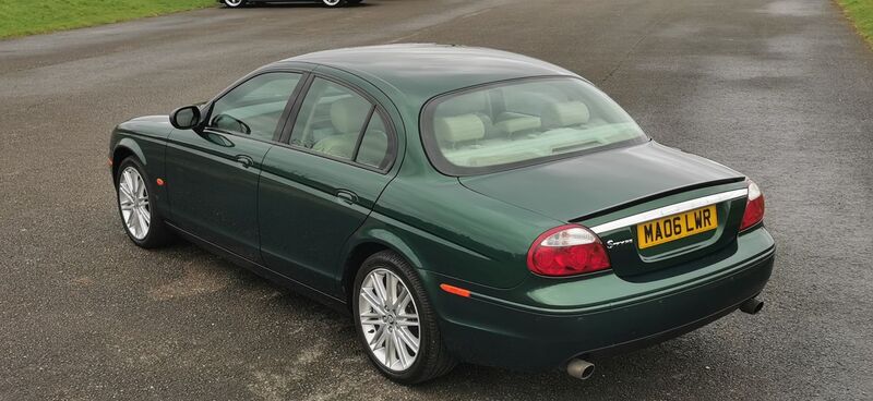 JAGUAR S-TYPE 2.7D V6 Sport 4dr 2006