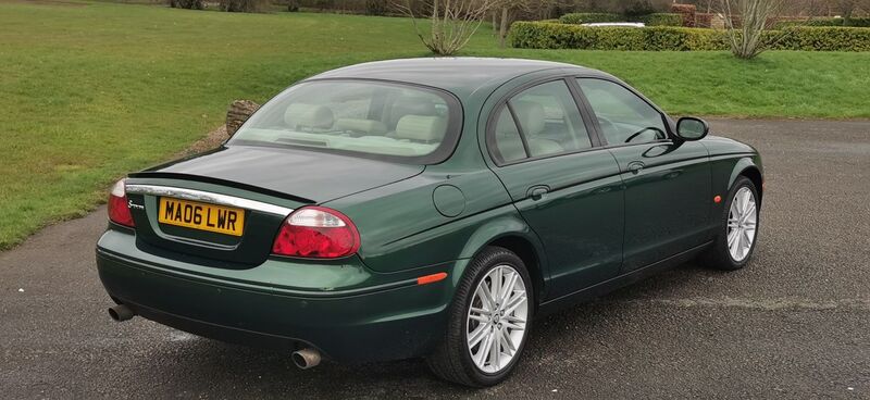 JAGUAR S-TYPE 2.7D V6 Sport 4dr 2006