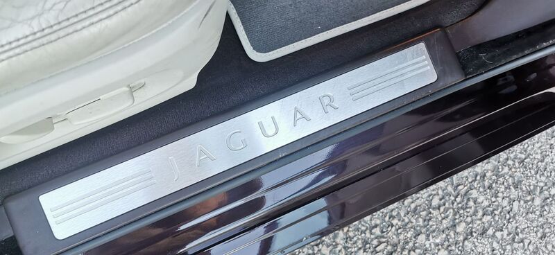 JAGUAR XF 3.0d V6 Portfolio Auto Euro 5 4dr 2011