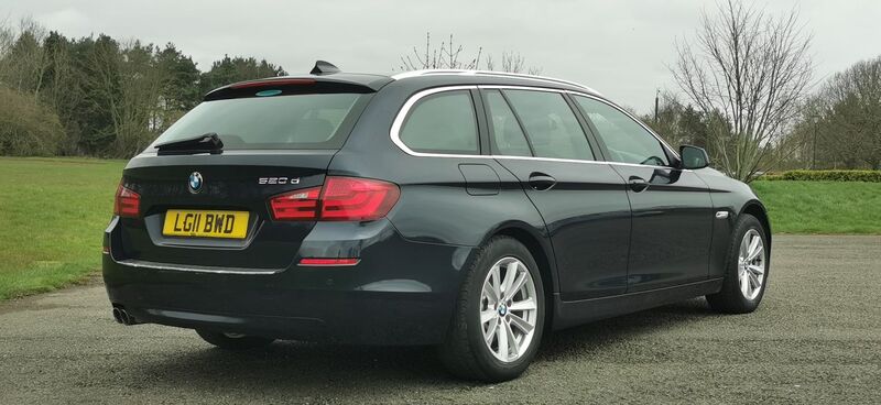 BMW 5 SERIES 2.0 520d SE Touring Steptronic Euro 5 5dr 2011