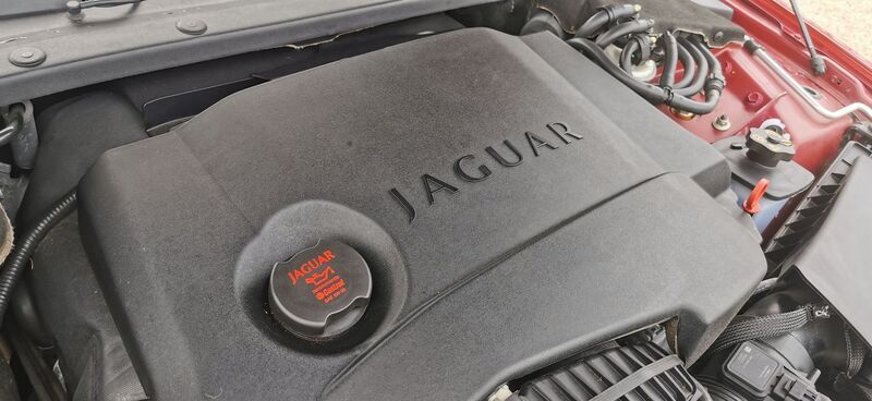 JAGUAR S-TYPE 2.7D V6 SE 4dr 2006