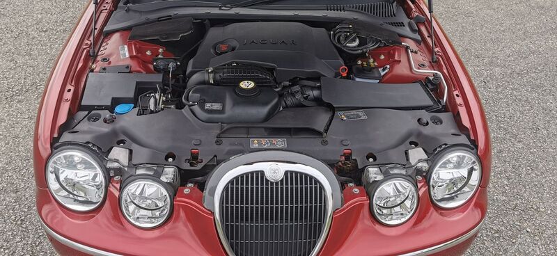 JAGUAR S-TYPE 2.7D V6 SE 4dr 2006