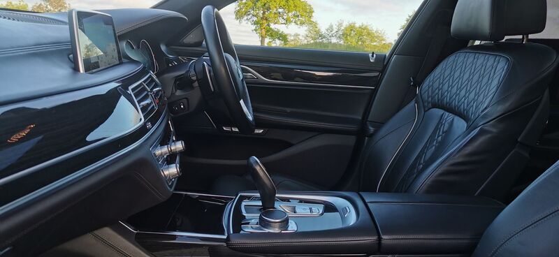 BMW 7 SERIES 3.0 730Ld M Sport Auto Euro 6 ss 4dr 2015
