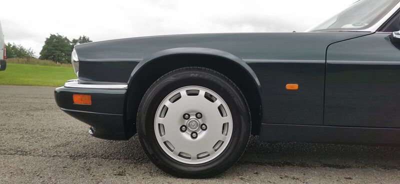 JAGUAR XJS 4.0 Celebration Limited Edition 2dr 1996