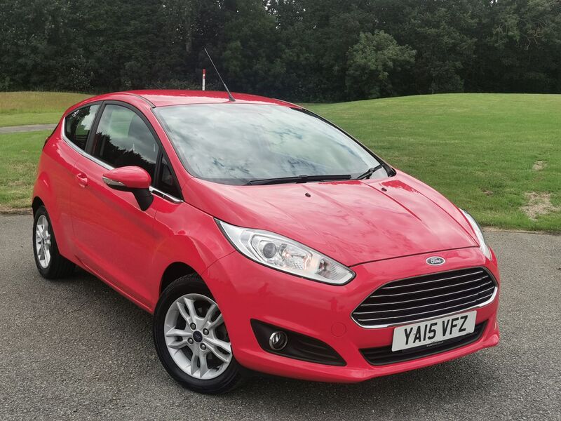 FORD FIESTA 1.25 Zetec Euro 6 3dr 2015