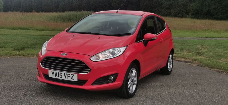 FORD FIESTA 1.25 Zetec Euro 6 3dr 2015