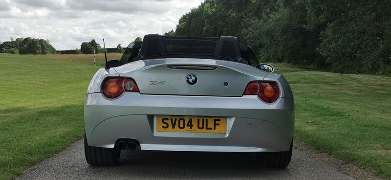 BMW Z4 3.0i Convertible 2dr Manual 2004