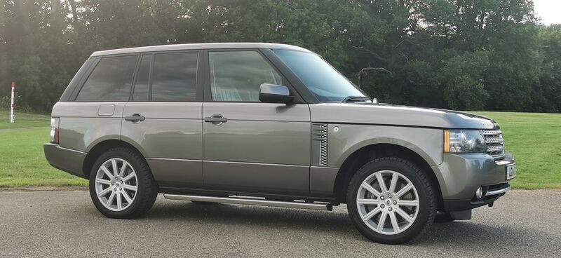 LAND ROVER RANGE ROVER 4.4 TD V8 Vogue SE Auto 4WD 5dr 2011