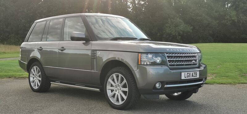 LAND ROVER RANGE ROVER 4.4 TD V8 Vogue SE Auto 4WD 5dr 2011