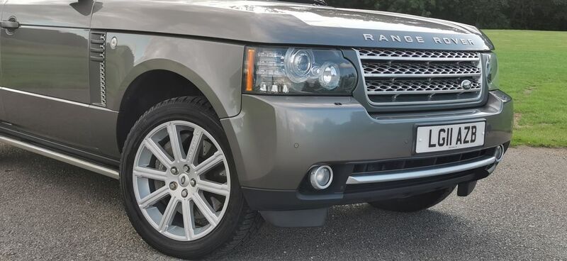 LAND ROVER RANGE ROVER 4.4 TD V8 Vogue SE Auto 4WD 5dr 2011